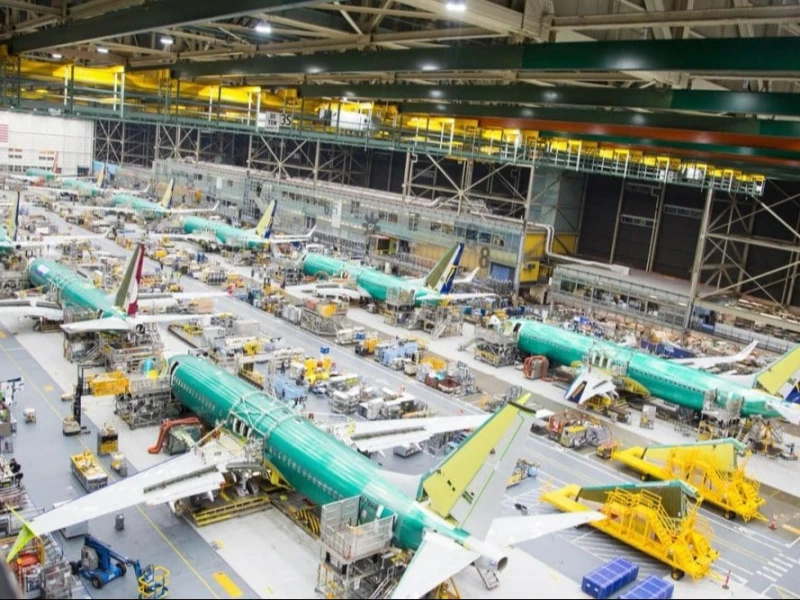 Image of Boeing delays suppliers' 737 MAX output goal by 6 months